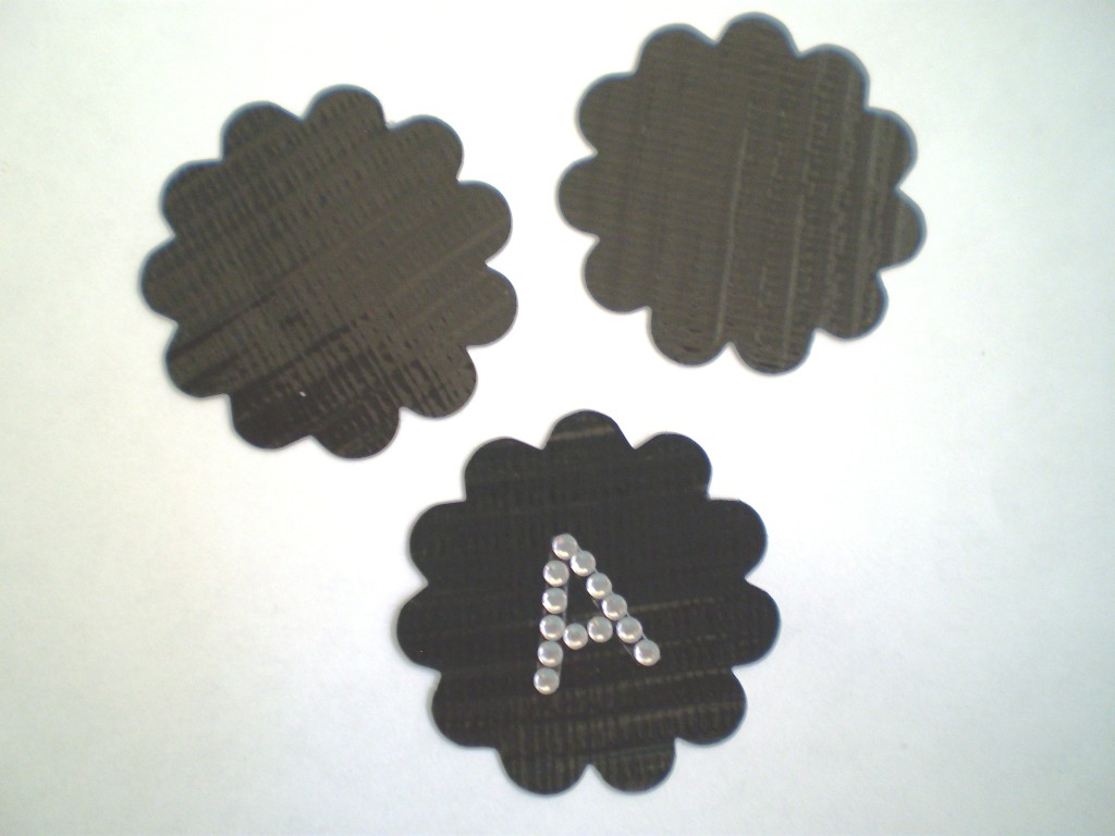 Scallop Circle Die Cuts in Duct Tape The Elegant Duck